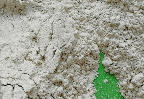 sodium bentonite clay